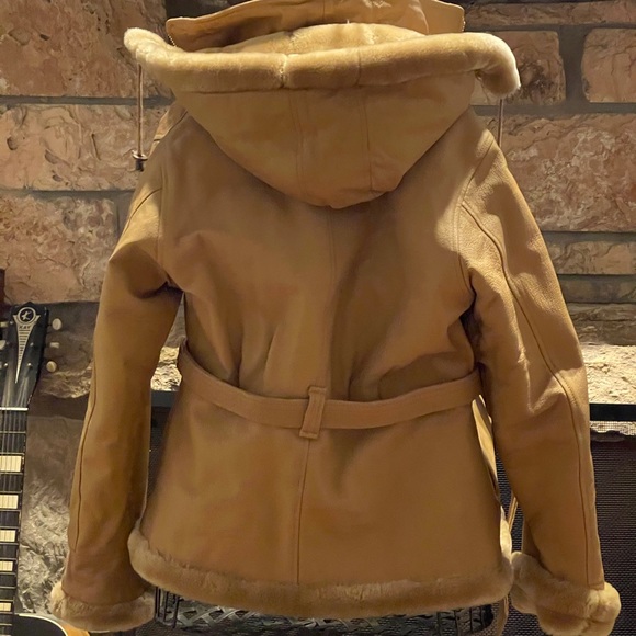 Jacket - Picture 2 of 3